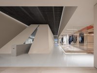 服装专卖店室内装修装饰设计效果-1122-06